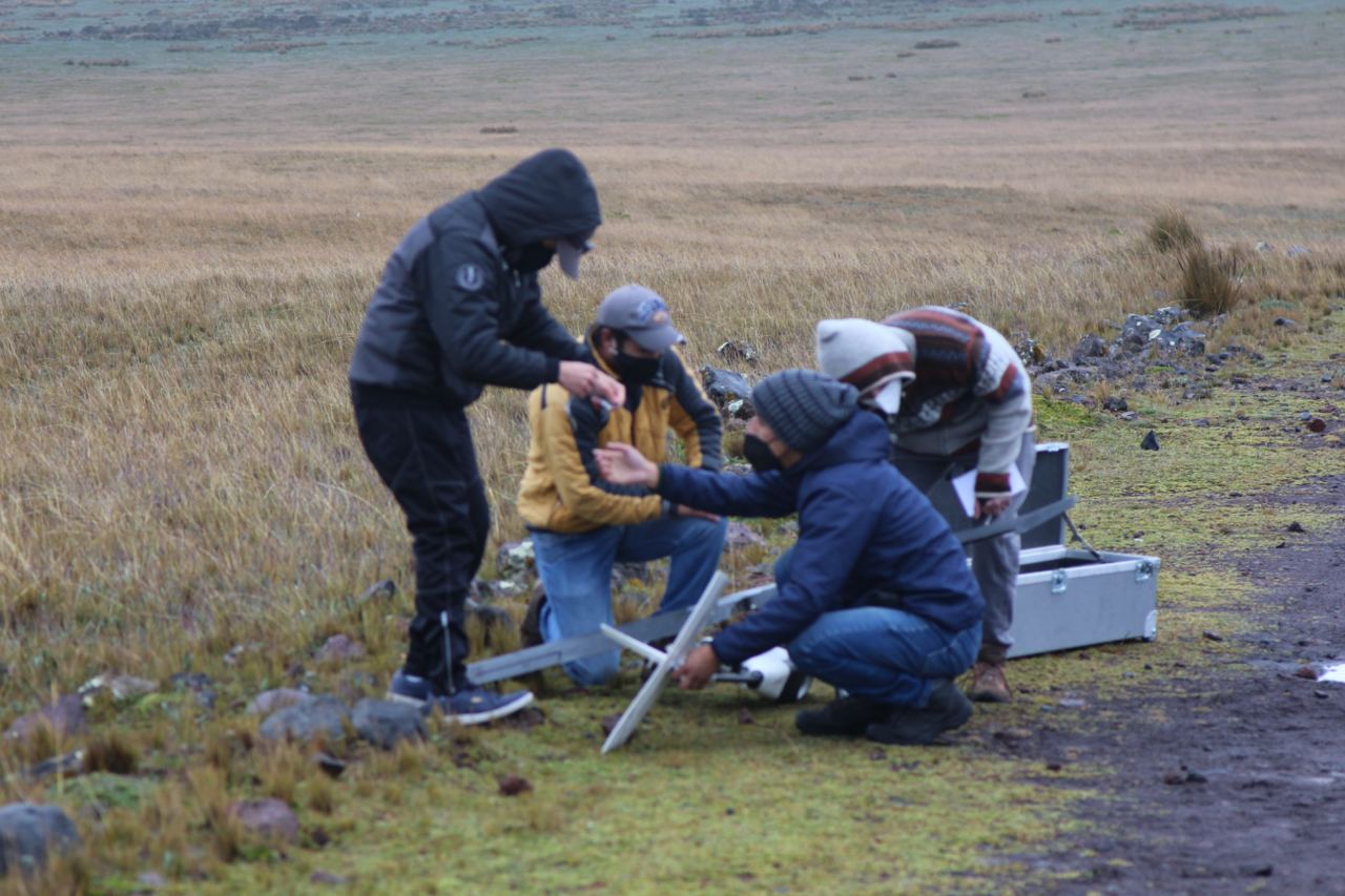Assembly and technical adjustments of the drone in the field.